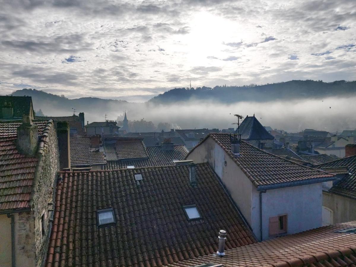 Le Saint-Georges Apartment Villefranche-de-Rouergue Bagian luar foto